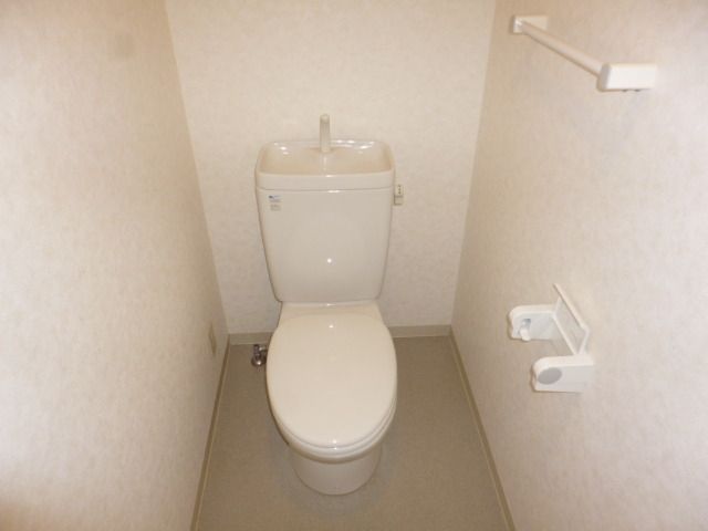 トイレ　★見学希望等はタウンハウジング中央林間店までお気軽に♪★
