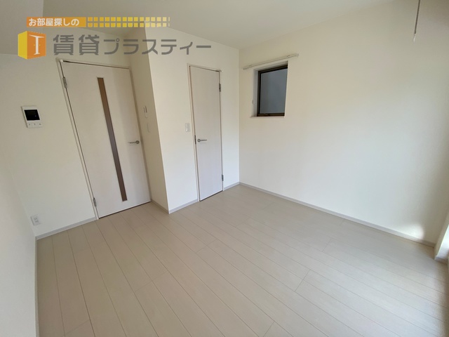 居室・リビング　使い方自由自在！角部屋です