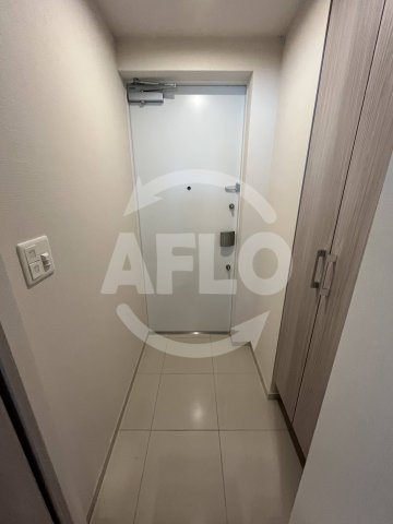 玄関　プレディアコート本町　玄関