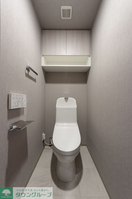 トイレ　※写真は同タイプ住戸です。