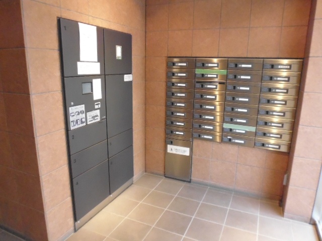 その他設備　宅配ボックス完備。