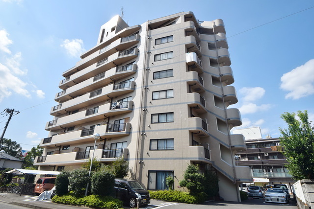 建物外観　～閑静な住宅街に立地します～