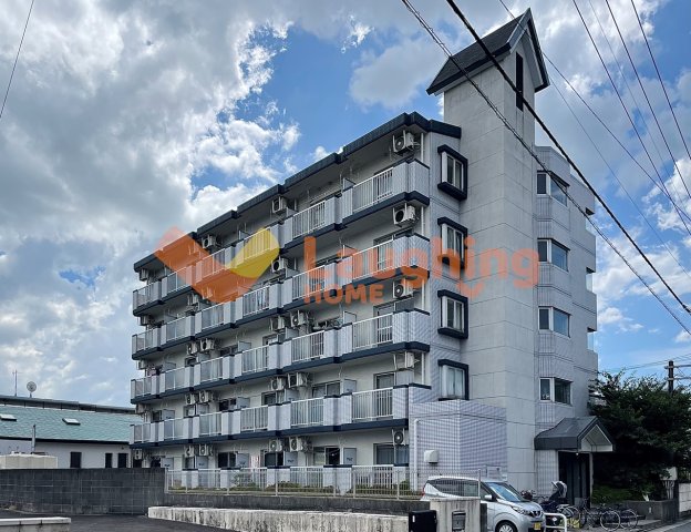 建物外観　落ち着いた雰囲気の外観です