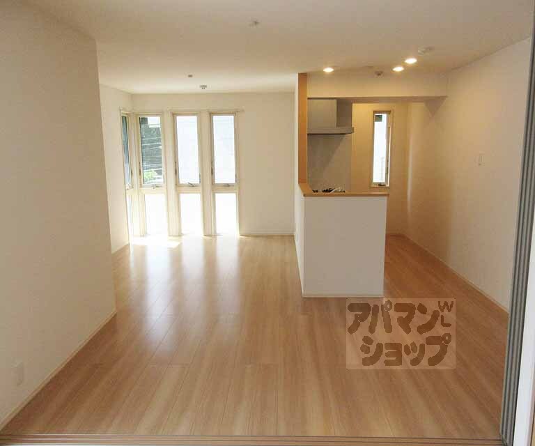 居室・リビング　広々したお部屋です