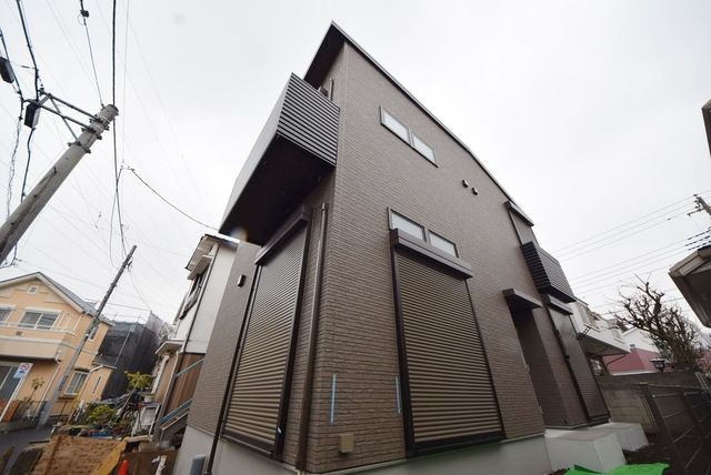 建物外観　★閑静な住宅街に立地★