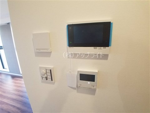 セキュリティ　モニター付インターホン