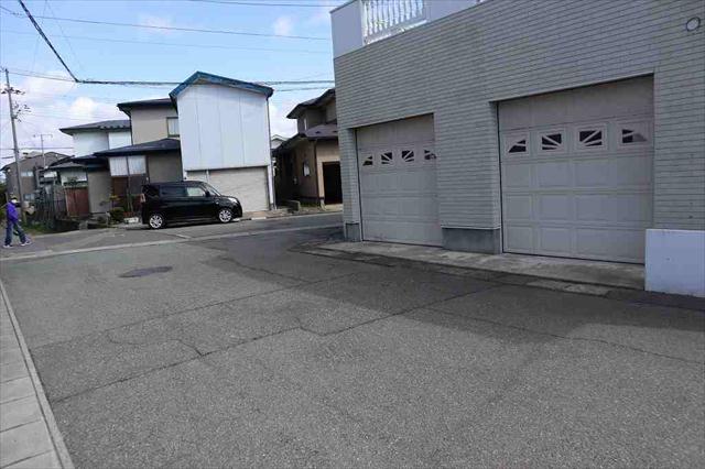 その他　前面道路（その他）まで0m