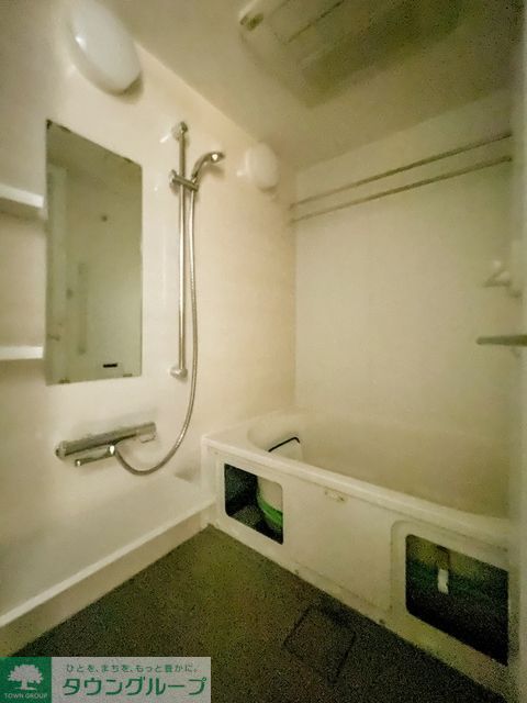 バス・シャワールーム　※写真は同タイプ住戸です。
