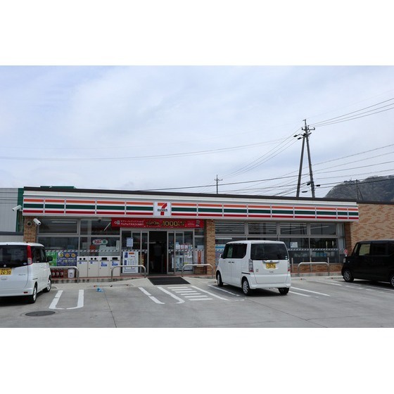 コンビニ　セブンイレブン中野市一本木店（コンビニ）まで189m