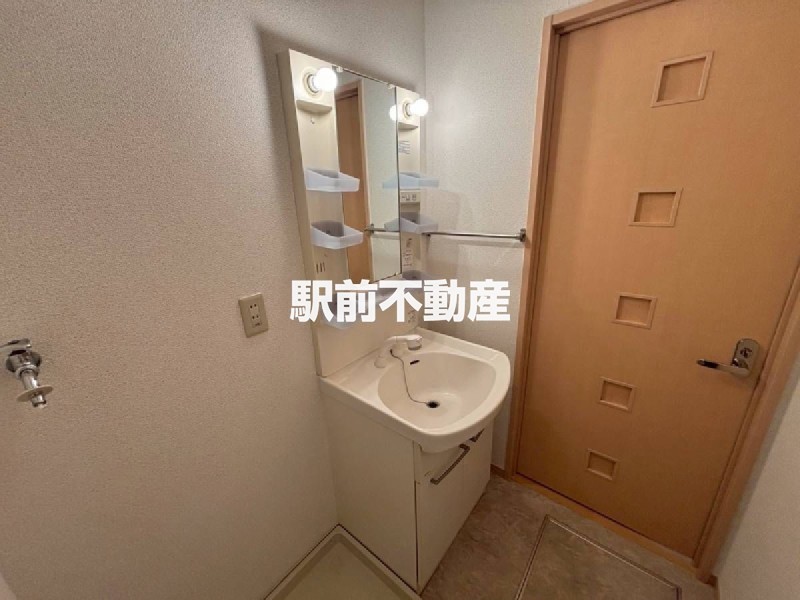 洗面設備　類似物件