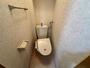 トイレ　こちらはトイレです。清潔感があり、安心して使用できます。