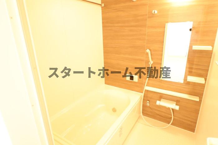 バス・シャワールーム　きれいなお風呂です