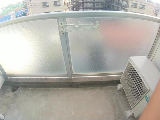 バルコニー　別部屋同仕様タイプ