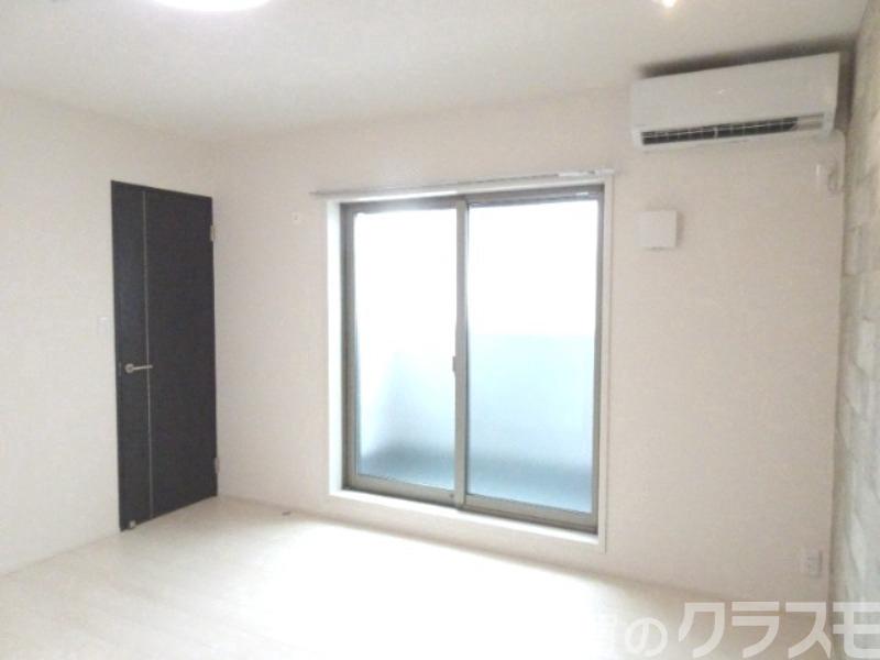 居室・リビング　明るいお部屋です♪
