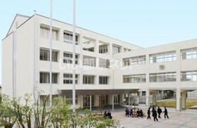 中学校　飾磨中部中学校（中学校）まで973m