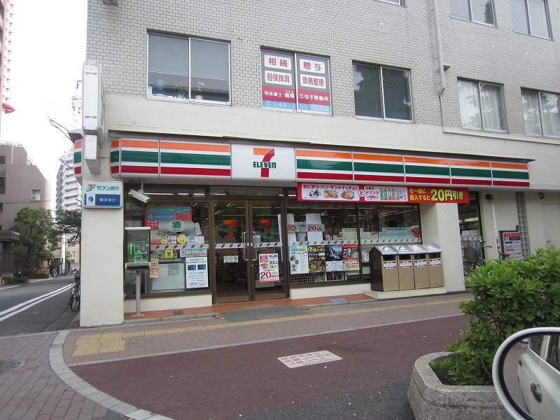 コンビニ　セブンイレブン（コンビニ）まで404m