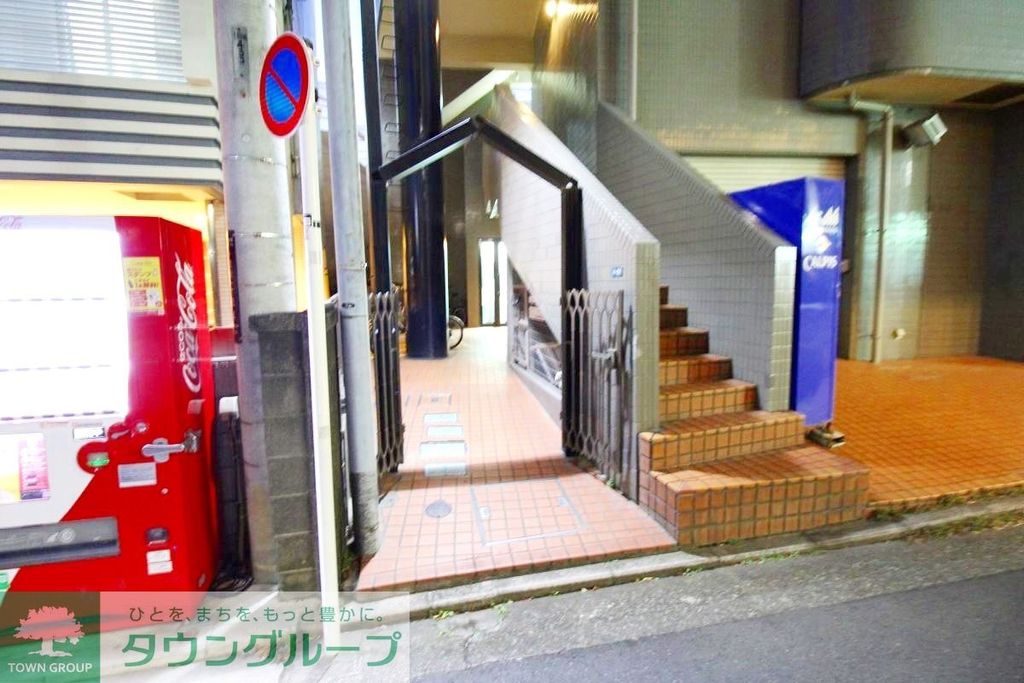エントランス　エントランス