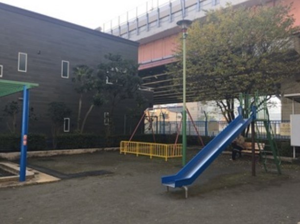 公園　きくはな児童遊園（公園）まで354m