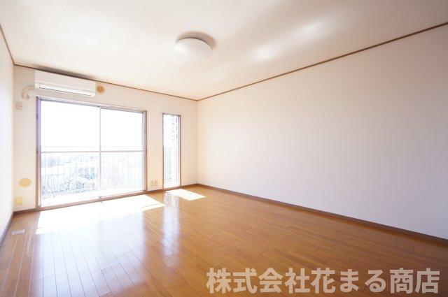 居室・リビング　物件、駅でお待ち合わせでのご案内歓迎！