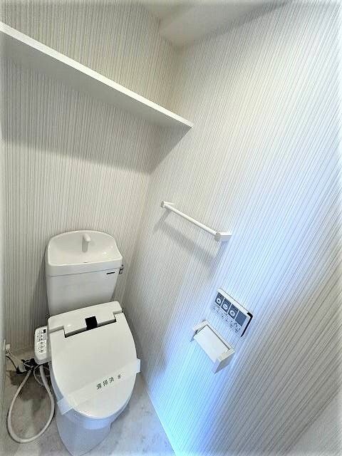トイレ　別号室参考写真