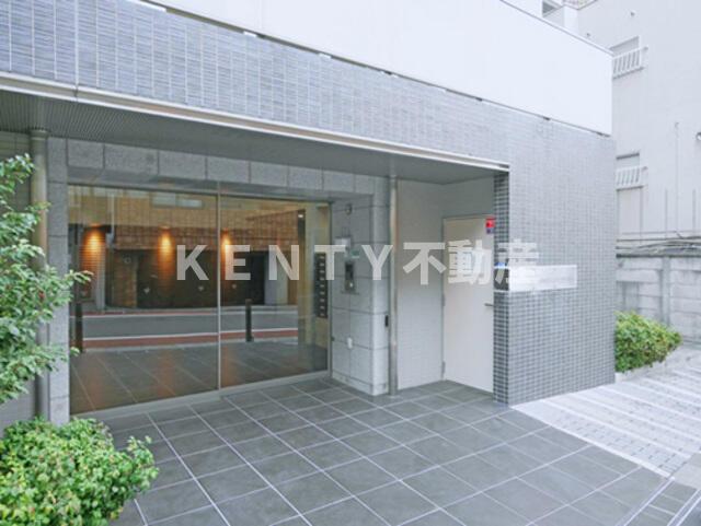 エントランス　清潔なエントランスです