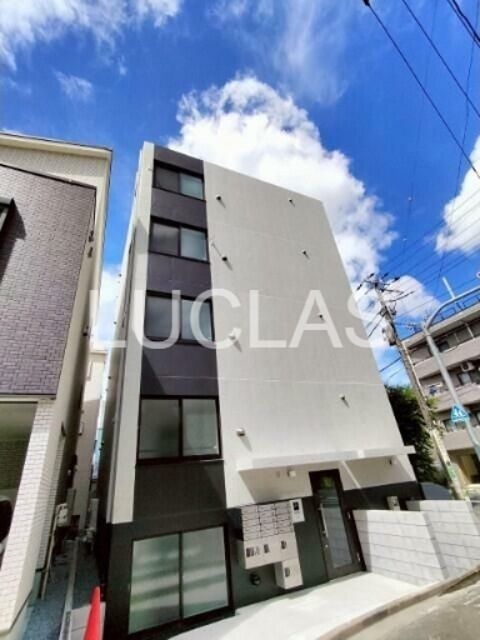建物外観　『想いの先を照らし出す。』信頼が必要だからこそ、弊社へお任せ
