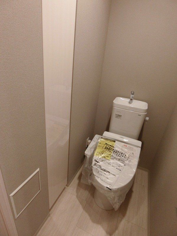 トイレ　トイレ