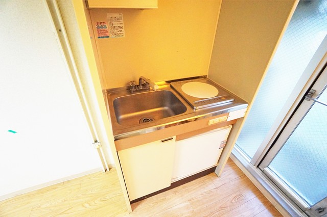 キッチン　※ほかのお部屋の参考写真です※