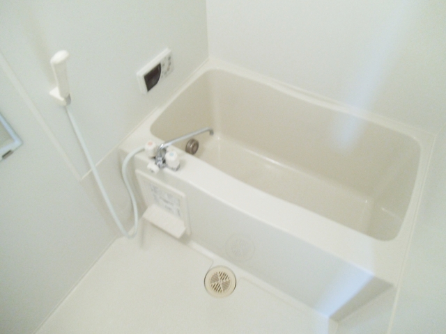 バス・シャワールーム　給湯設備の整った浴室です☆