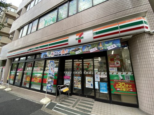 コンビニ　セブンイレブン品川西旗の台店（コンビニ）まで134m