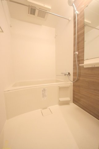 バス・シャワールーム　コンフォリア・リヴ靭公園