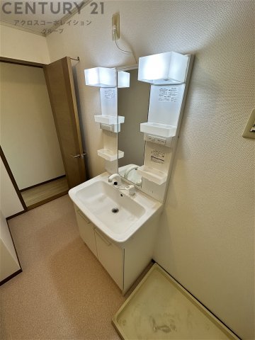 洗面設備　独立洗面化粧台付きでおすすめです！