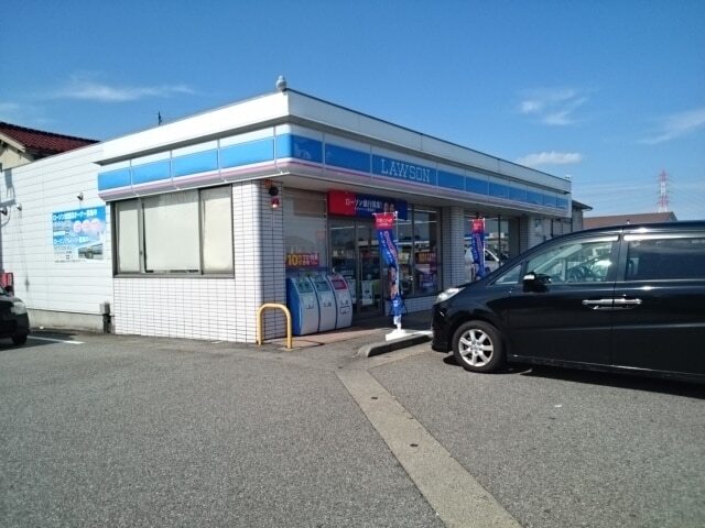 コンビニ　ローソン富山赤田南店（コンビニ）まで750m