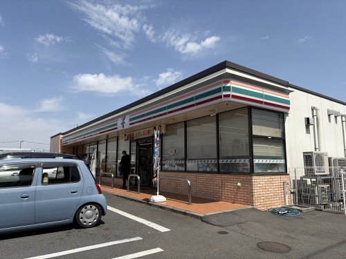 コンビニ　セブンイレブン 日野市日野台２丁目店（コンビニ）まで233m