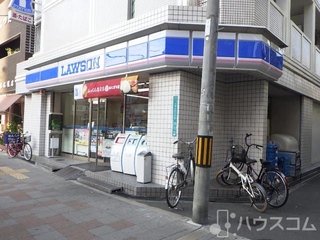 コンビニ　ローソン 阪急三国駅前店（コンビニ）まで220m