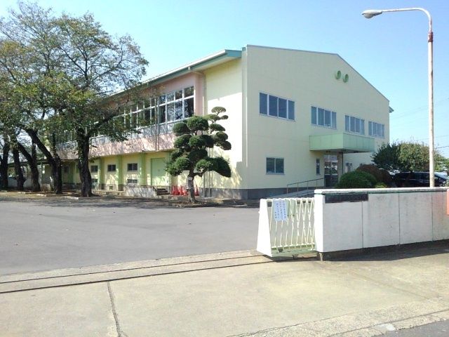 小学校　下妻市立高道祖小学校（小学校）まで800m
