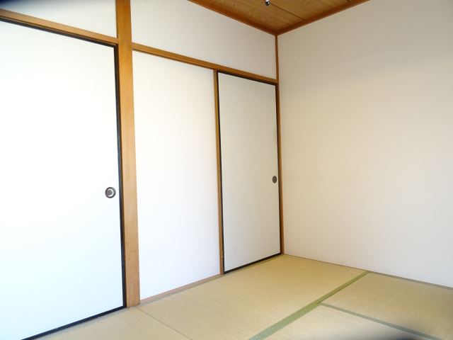 佐藤ビルの居間写真