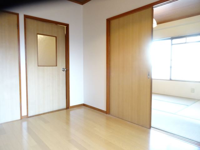 佐藤ビルの居間写真