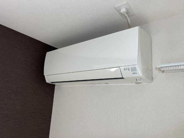 その他設備　リビングエアコン