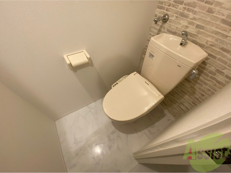 トイレ　トイレです。ウォシュレット付を探している方、おすすめです。