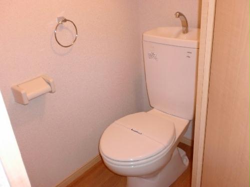 レオパレス橙のトイレ写真