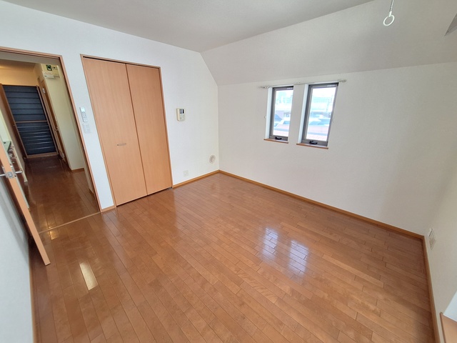 居室・リビング　★※他号室の写真です　明るいフローリングのお部屋です★