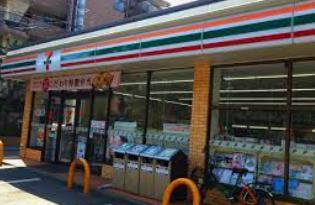 コンビニ　セブンイレブン 京成大久保店（コンビニ）まで1045m