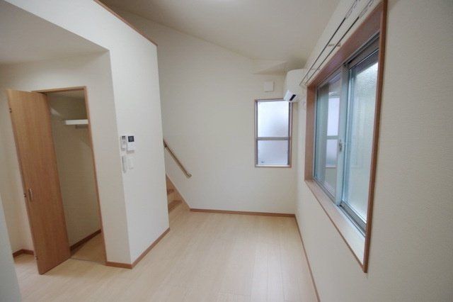 居室・リビング　★お部屋探しはタウンハウジング稲田堤店まで★