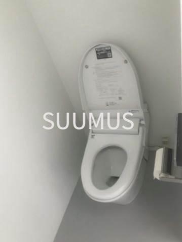 小田急線 代々木八幡駅 徒歩5分 3階建 築10年のトイレ写真