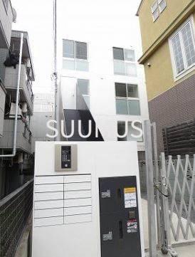 小田急線 代々木八幡駅 徒歩5分 3階建 築10年の外観写真