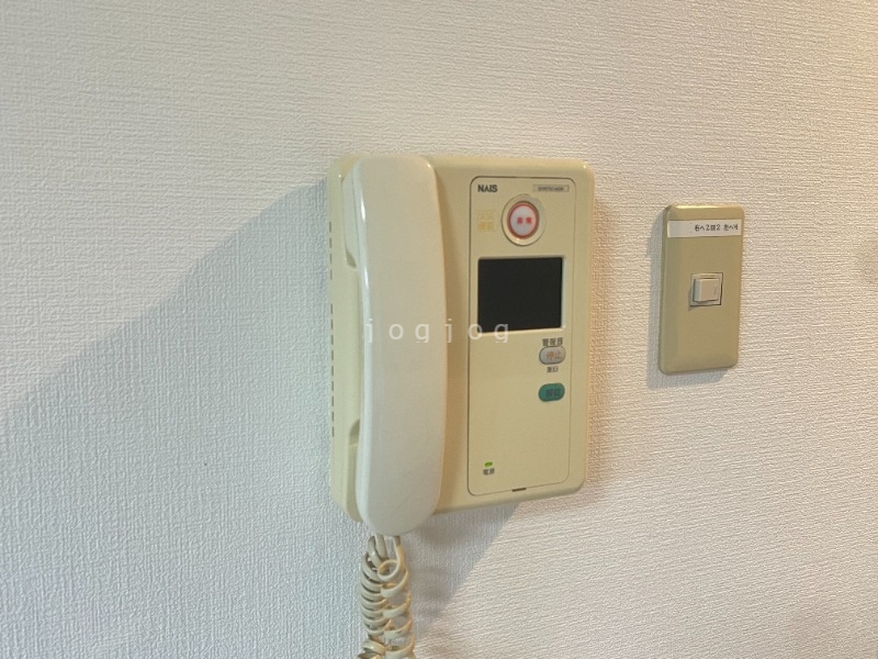 セキュリティ　モニター付きインターホンで来客確認も安心です！