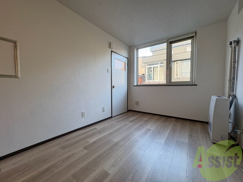 居室・リビング　広くてキレイなお部屋が広がっていて、充実した生活が送れそう。