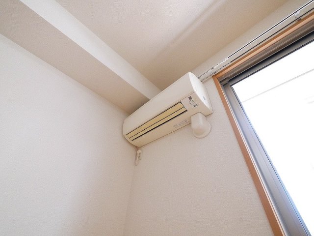 その他設備　エアコンついてます