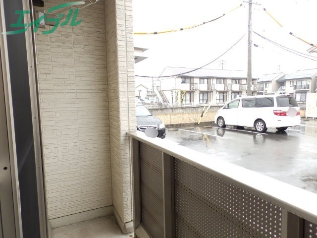 バルコニー　反転タイプ参考写真